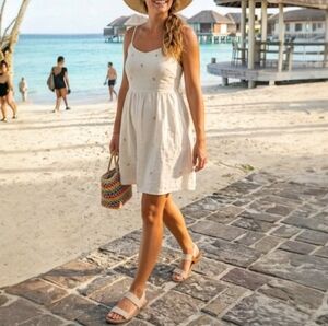 Tommy Bahama Briana women's strappy sandals, Size 9.5M, NWOB